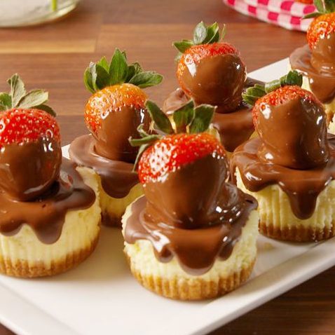 Chocolate Strawberry Cheesecakes - The Best Video Recipes for All